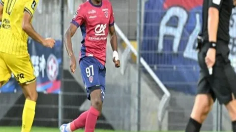 辽篮上海行：弗格积极备战，全队轻松氛围，大韩、杨鸣心情良好